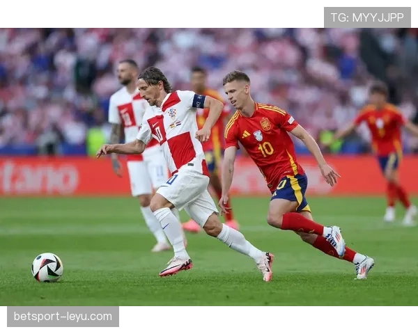 欧洲杯季军之战：荣耀与遗憾交织的历史回眸